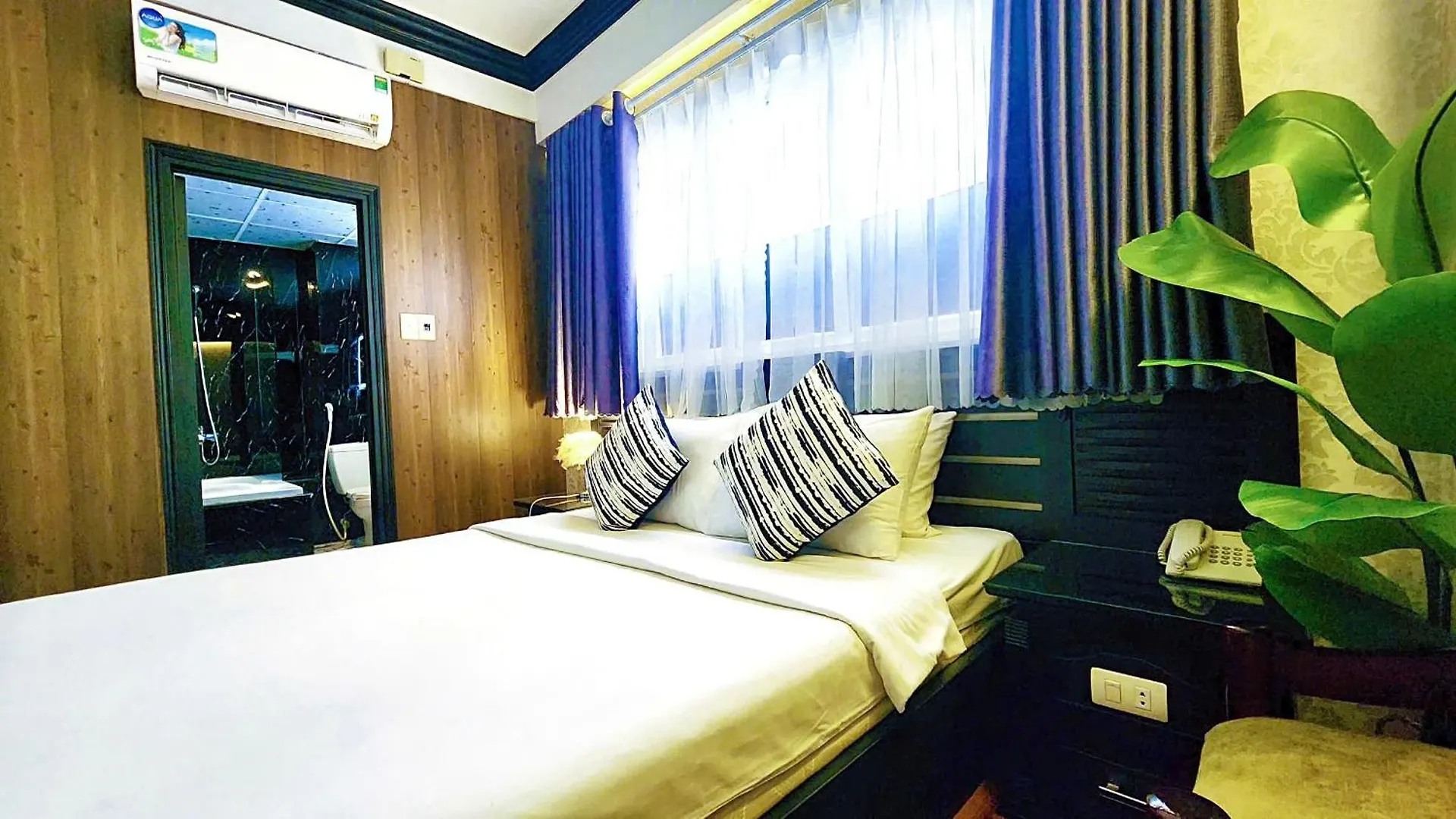 Rosa Group Hotel & Spa مدينة هوشي منه 3*,